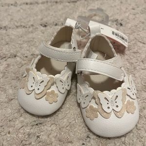 Baby shoes